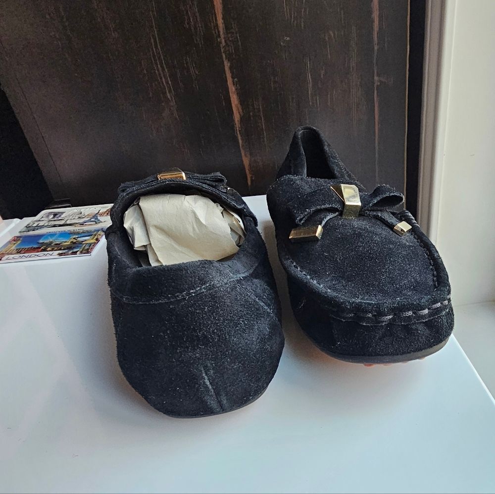 Isaac Mizrahi Black Suede Loafers with Gold Accents - Picture 7 of 7